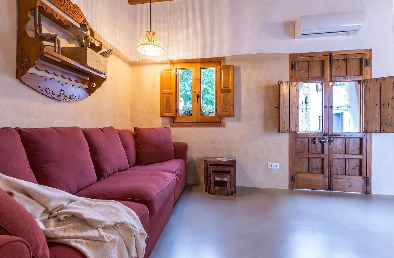 Holiday home Encantadora Casa Rural Con Piscina Privada El Bosque