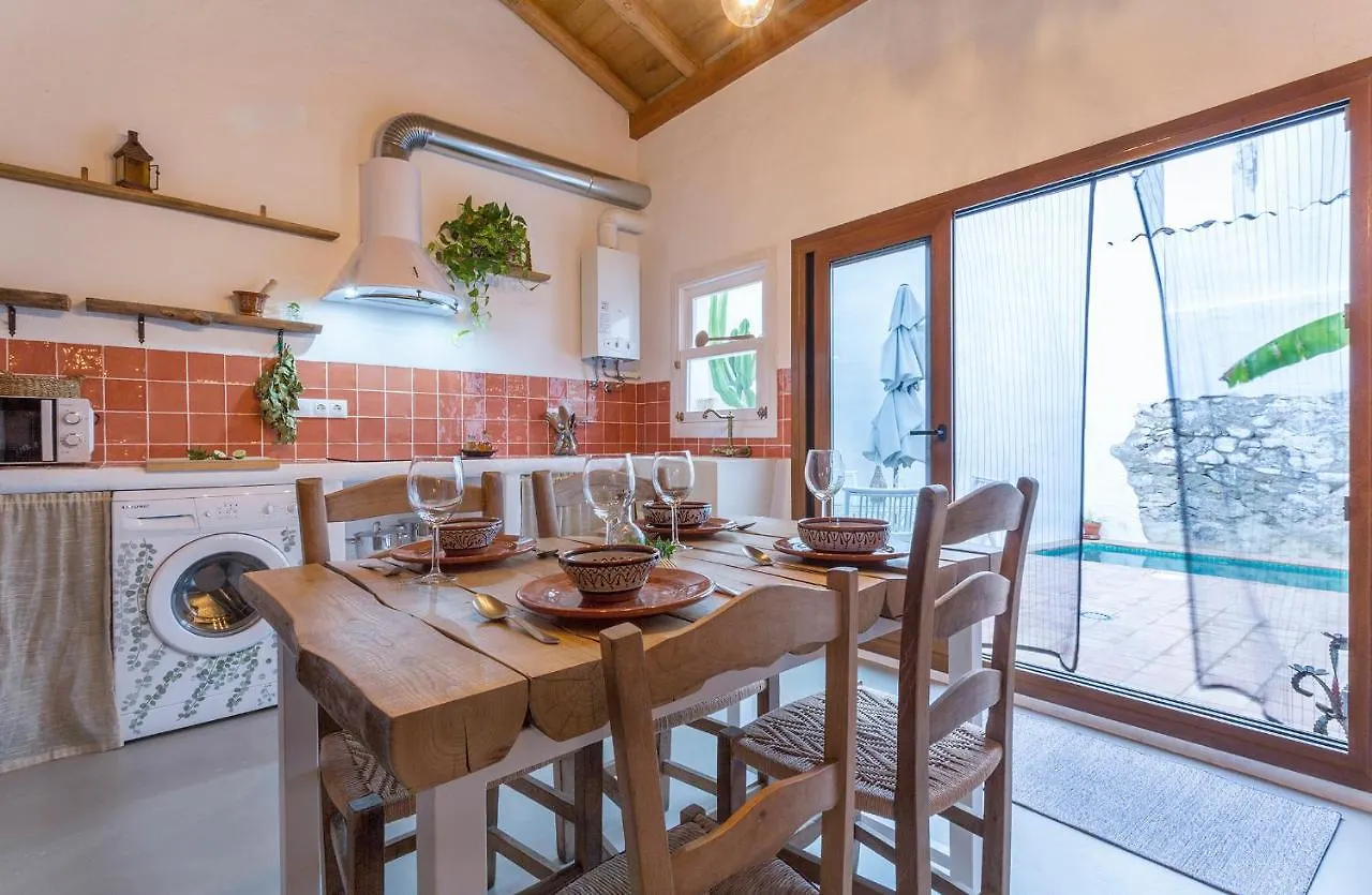 Encantadora Casa Rural Con Piscina Privada El Bosque Spain